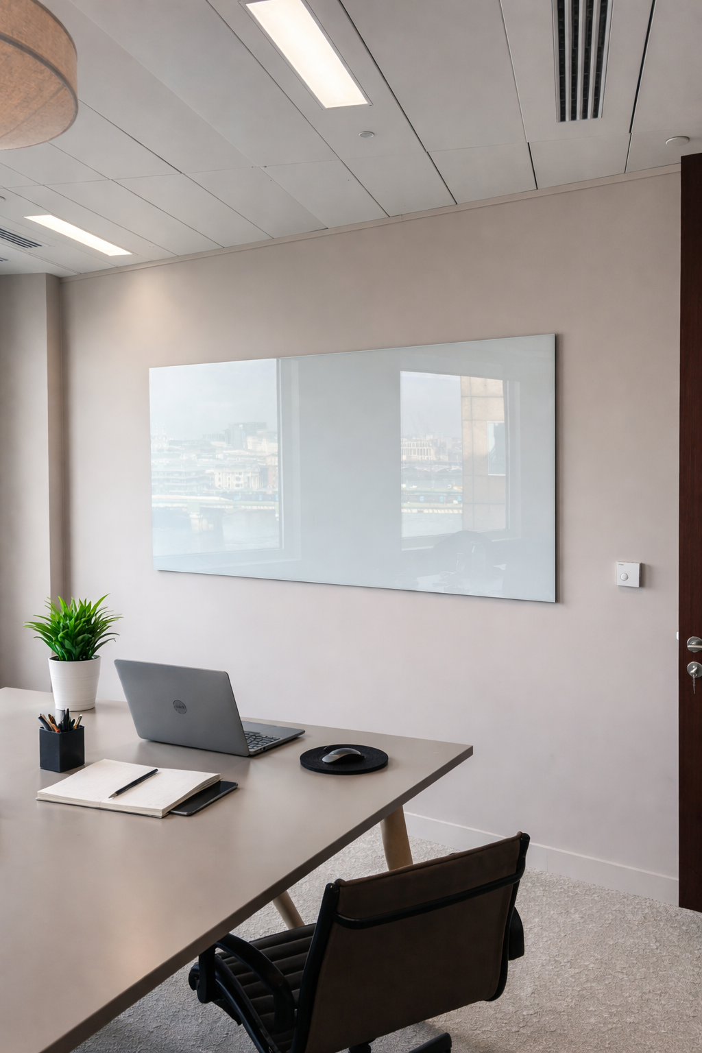 Bespoke glass whiteboard